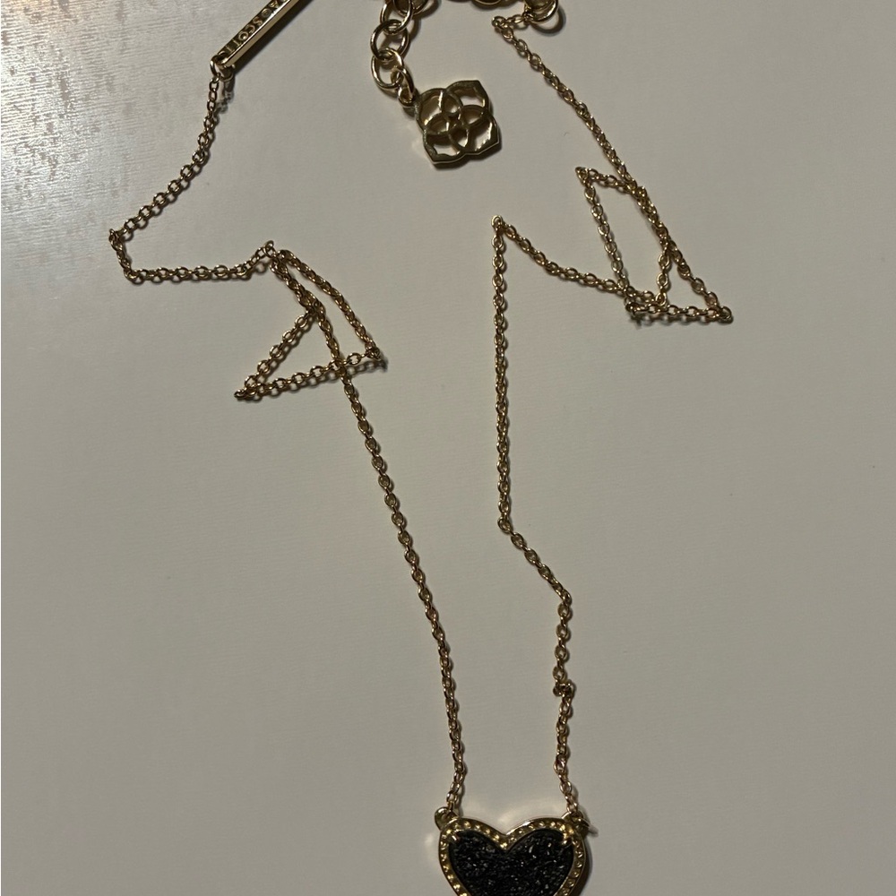 Kendra Scott Gold and Black Heart Pendant Necklace